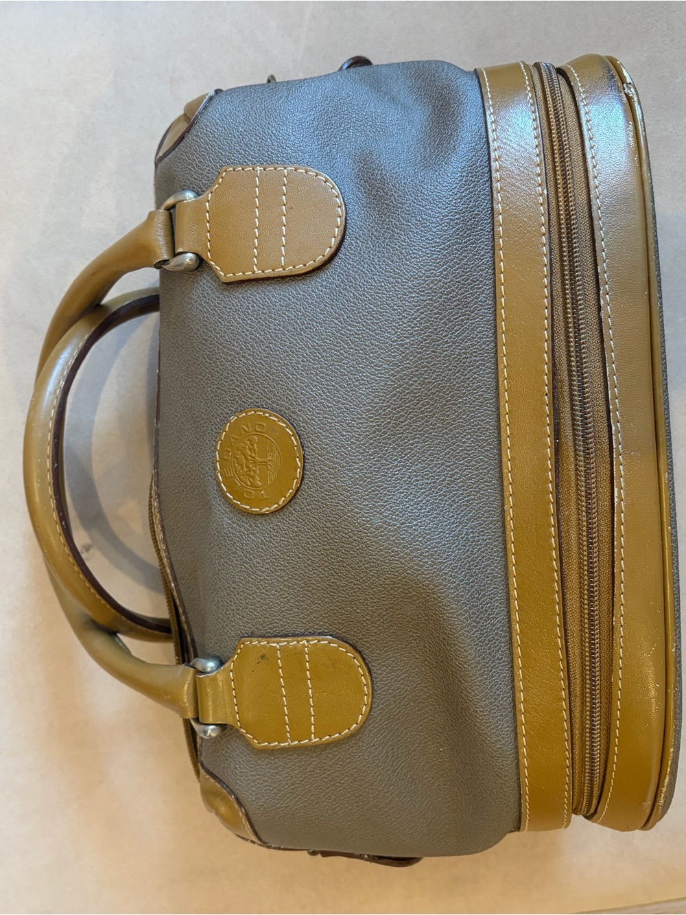 Women’s Travel Duffle Bag - Taupe with Tan Accents